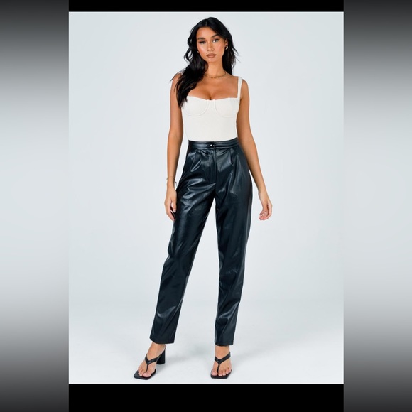 Kloye beige bodysuit - Picture 5 of 12